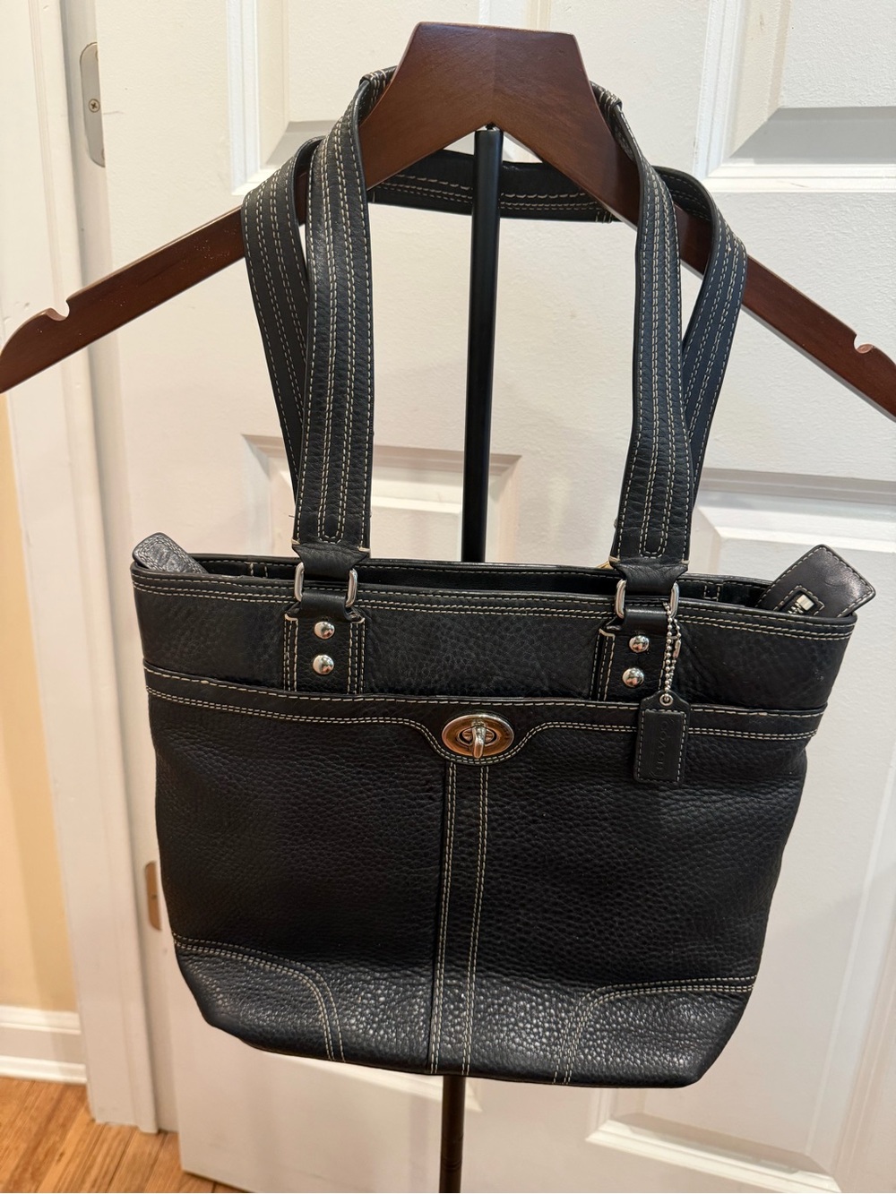 Coach Black Pebbled Turnlock tote bag, silver hardware, large shoulder bag